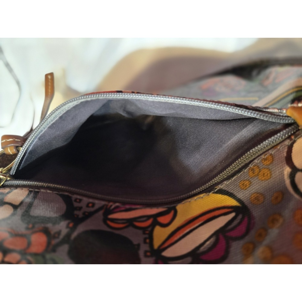 Vtg Fossil Key-Per Crossbody Bag Floral Grey Brown Oilcloth Medium Durable Zip - Picture 9 of 11